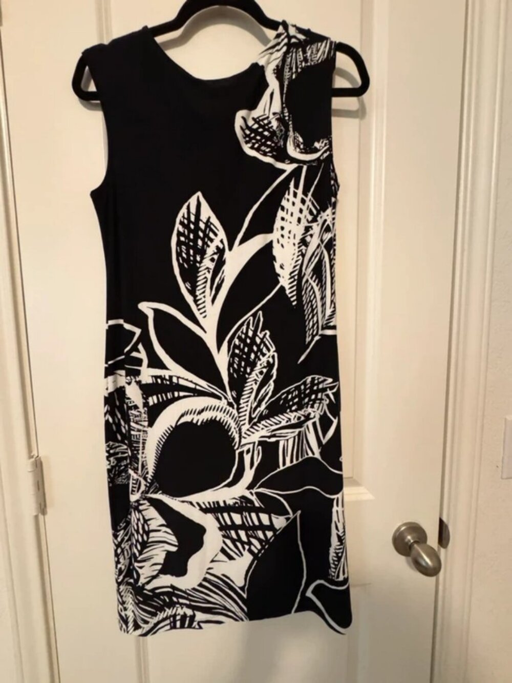 Black dress 0